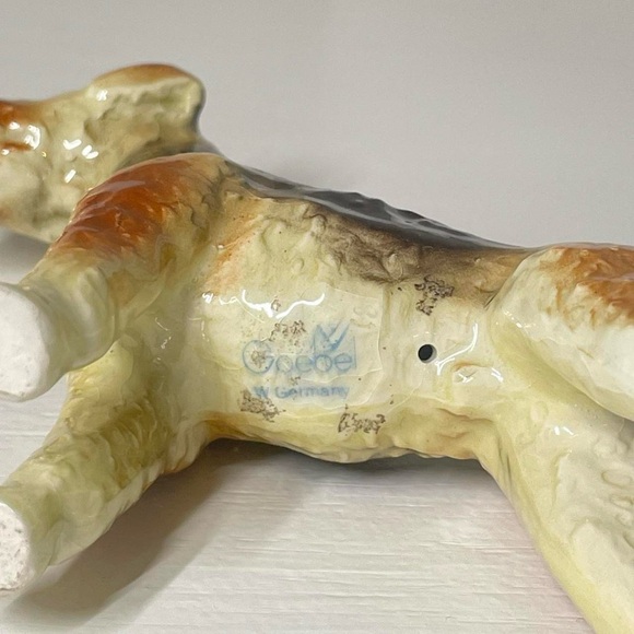West Germany Goebel Dog Figurine Statue Wire Hair Fox Terrier Home Decor - Picture 8 of 8